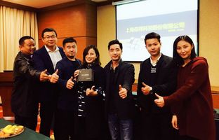 浠伴偊鍝佺墝涓囬噷琛2017杞借獕鏀跺畼锛